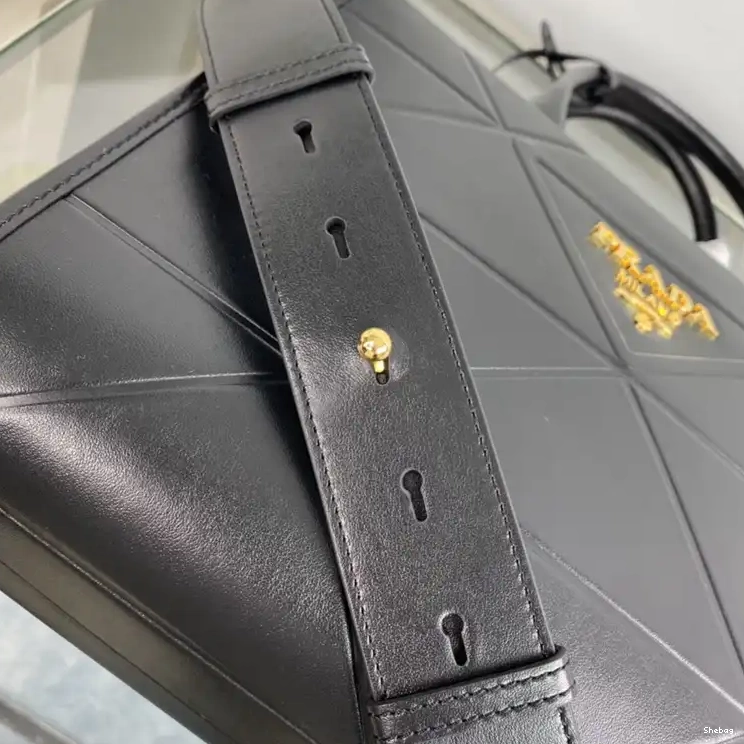 2410YA0104 Prada Bags 0712